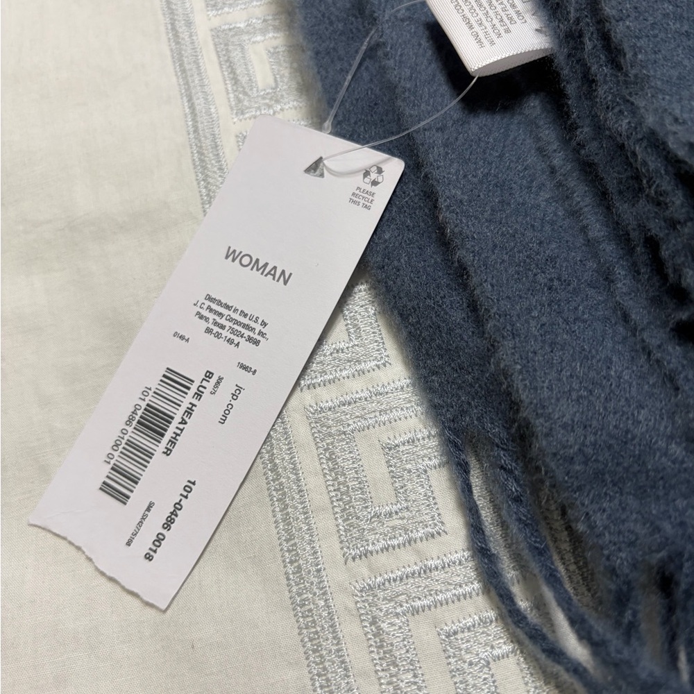 Liz Claiborne Fringe Scarf Wrap  Blue Heather
* All $ donated to Charity * - Picture 7 of 8